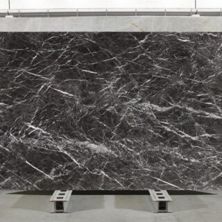 Marmor Grigio Carnico — kivitaso