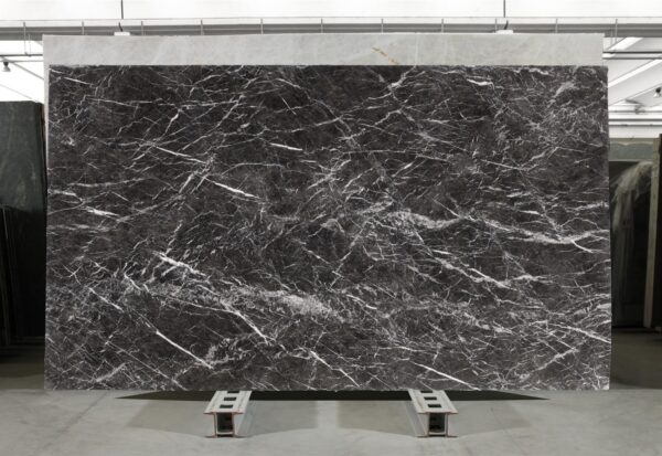 Marmor Grigio Carnico — kivitaso