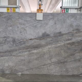 Marmor Silver Roots — kivitaso